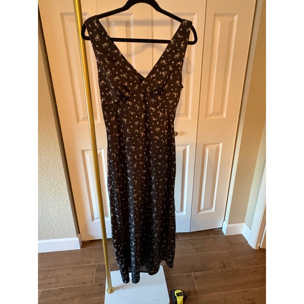 And Now This Dress NWT Womens Floral V-Neck Maxi Silky Black Blue Size M